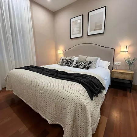 아파트 Old Town Core Next To Plaza Nueva