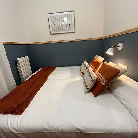 Old Town Core Next To Plaza Nueva 빌바오